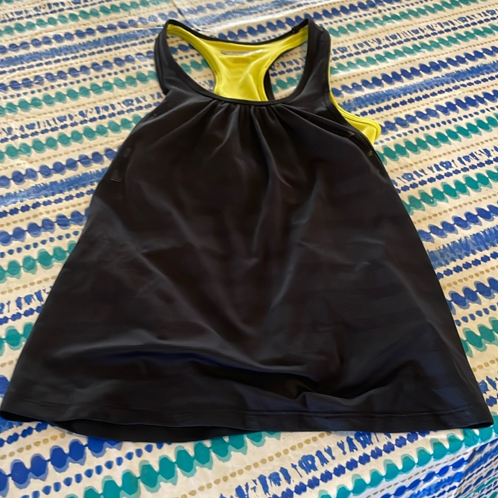 Sporty tank top